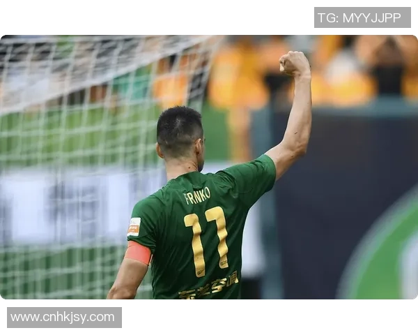 弗兰克：范德芬或许进了赛季最佳进球，就像梅西变成了中后卫